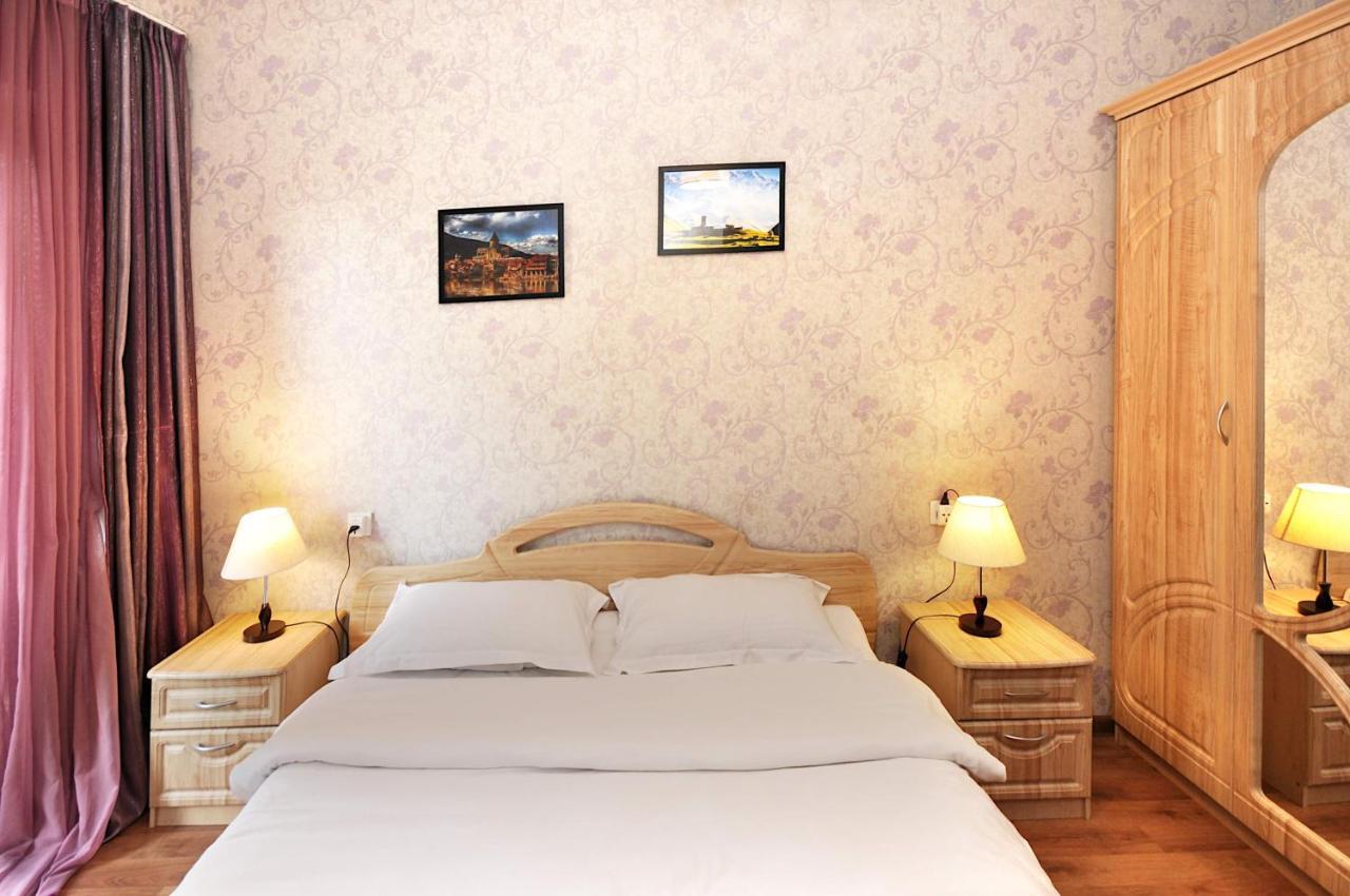 Apartment Art Django Old Avlabari Tbilisi Ngoại thất bức ảnh